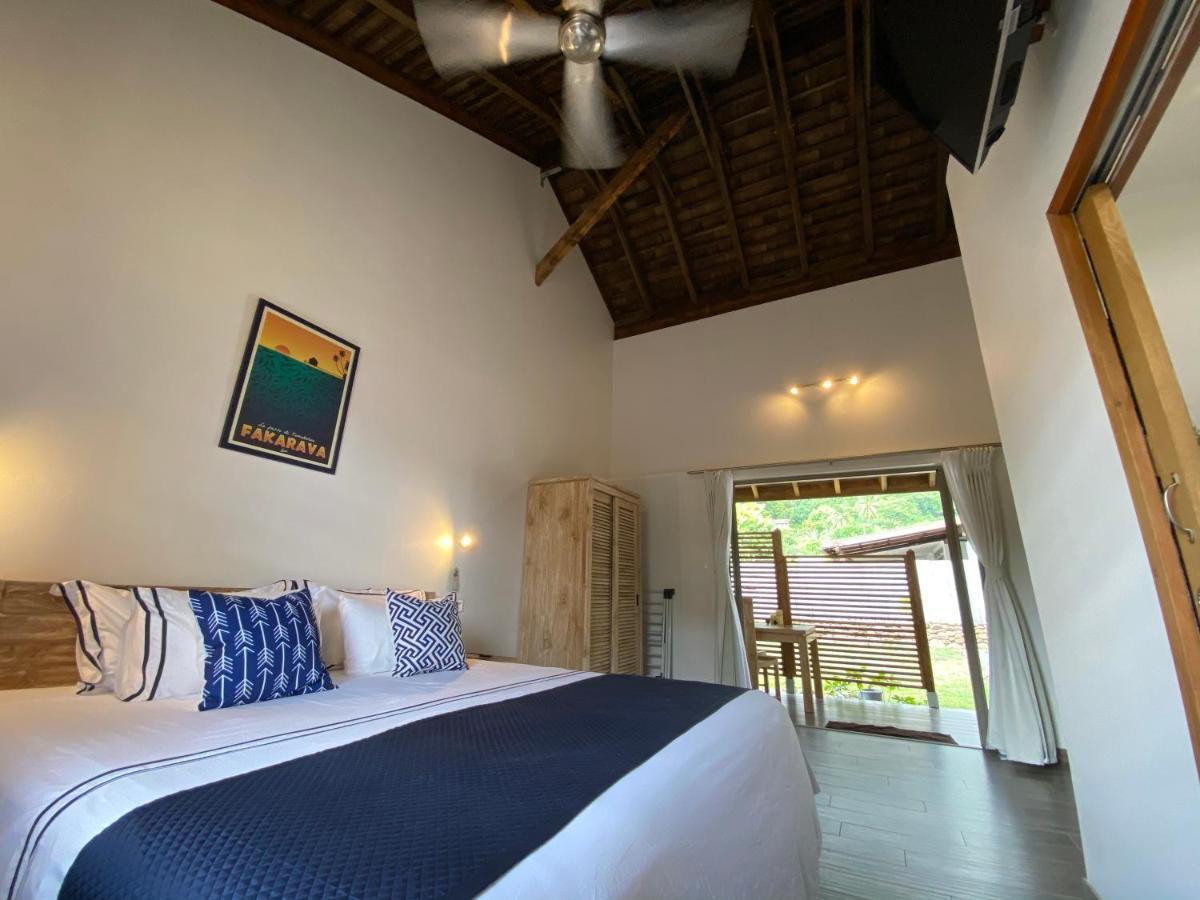 Fare Noanoa Hotel Paea ภายนอก รูปภาพ