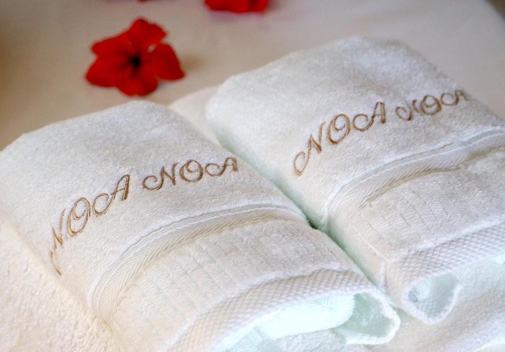 Fare Noanoa Hotel Paea ภายนอก รูปภาพ