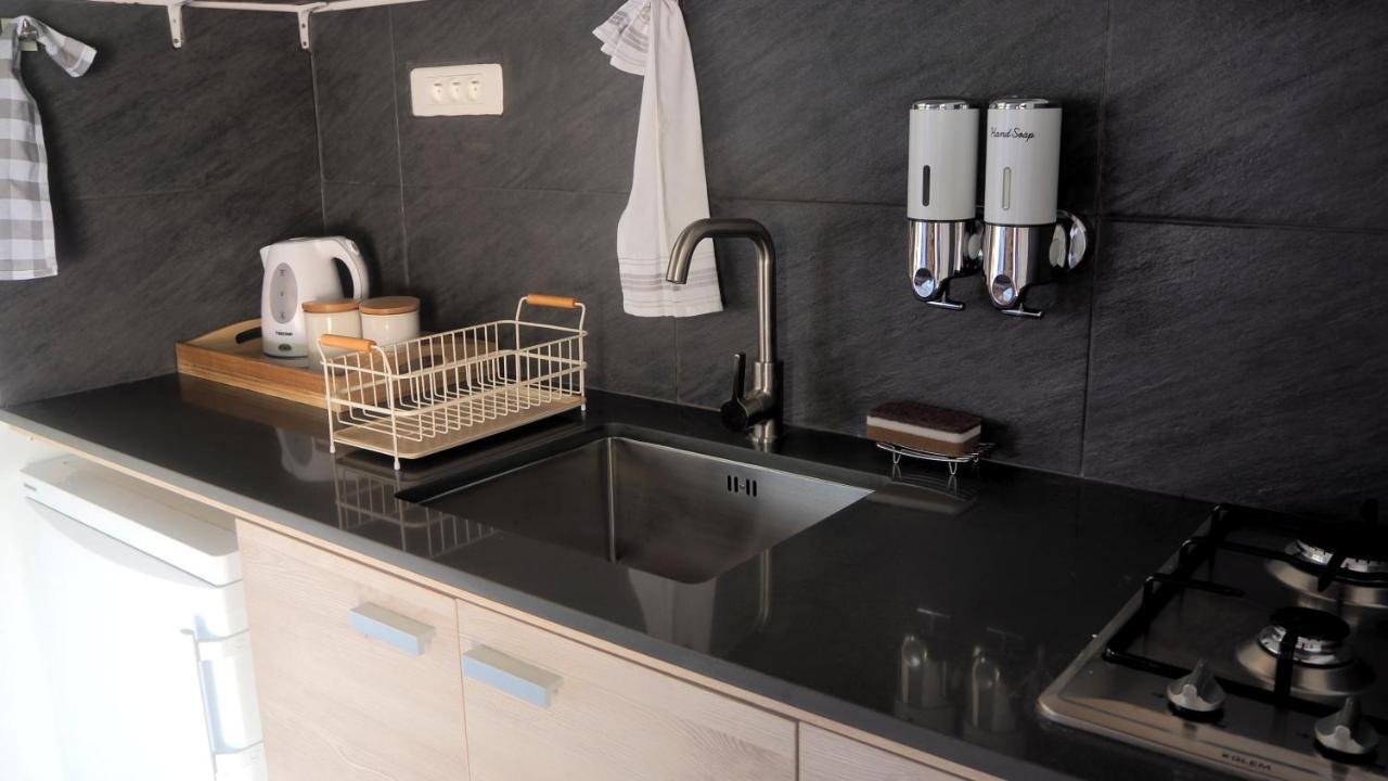 Fare Noanoa Hotel Paea ภายนอก รูปภาพ