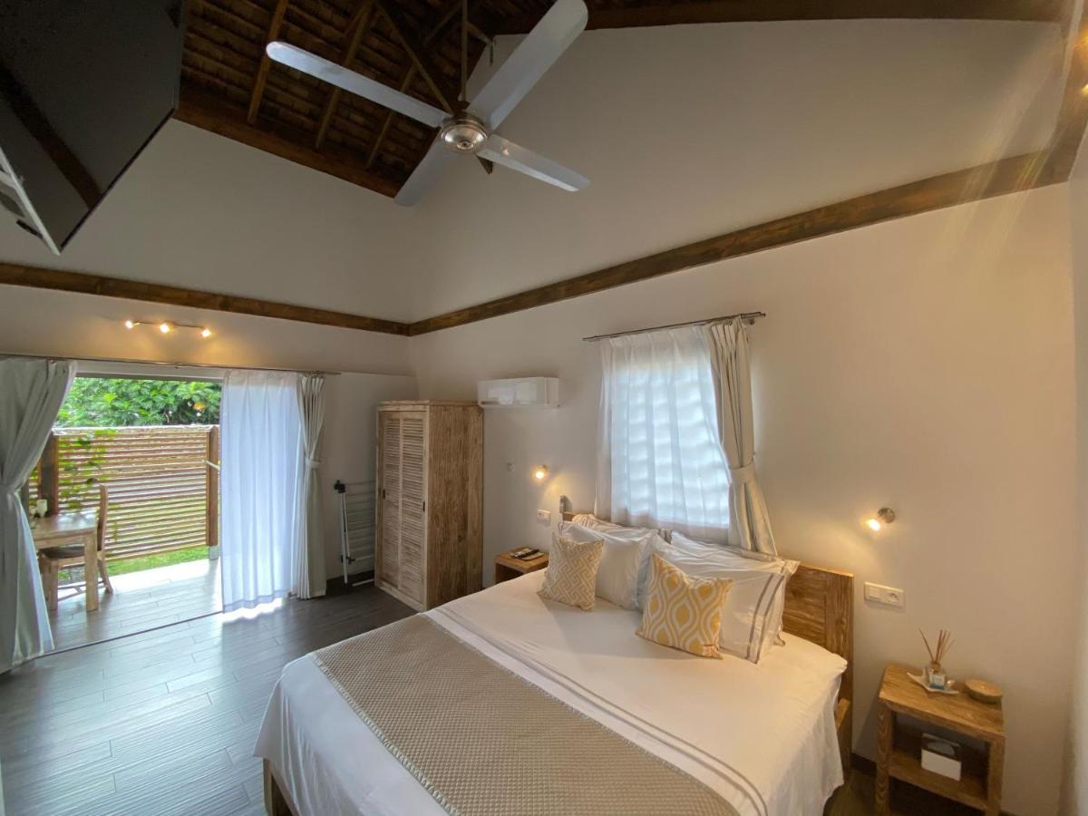 Fare Noanoa Hotel Paea ภายนอก รูปภาพ