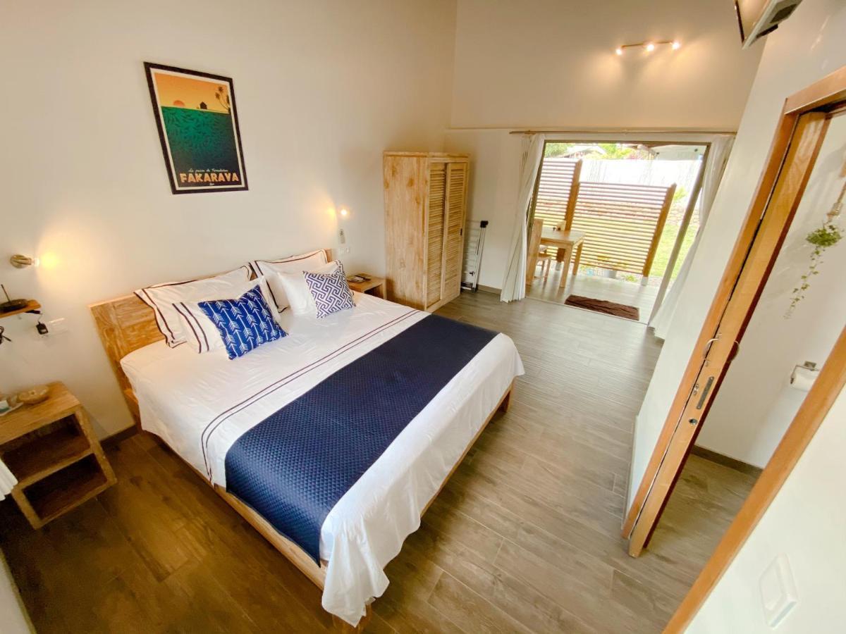 Fare Noanoa Hotel Paea ภายนอก รูปภาพ